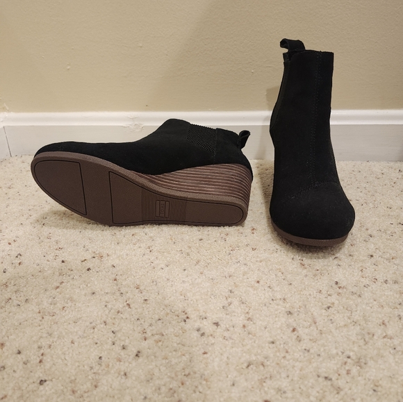 Toms, size 7.5, black - Picture 3 of 5